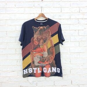 Hustle Gang Graphic T-Shirt Bear Girl Large